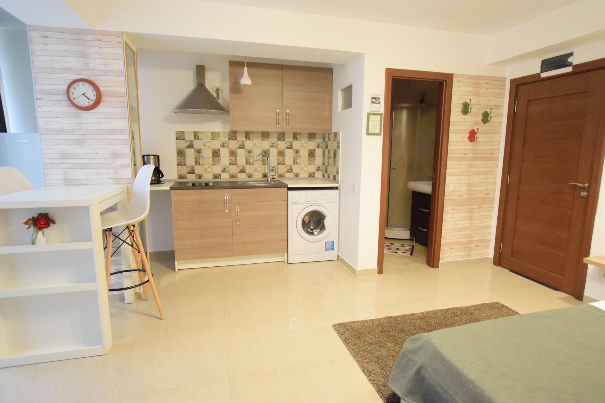 Decebal 3* Bucureşti