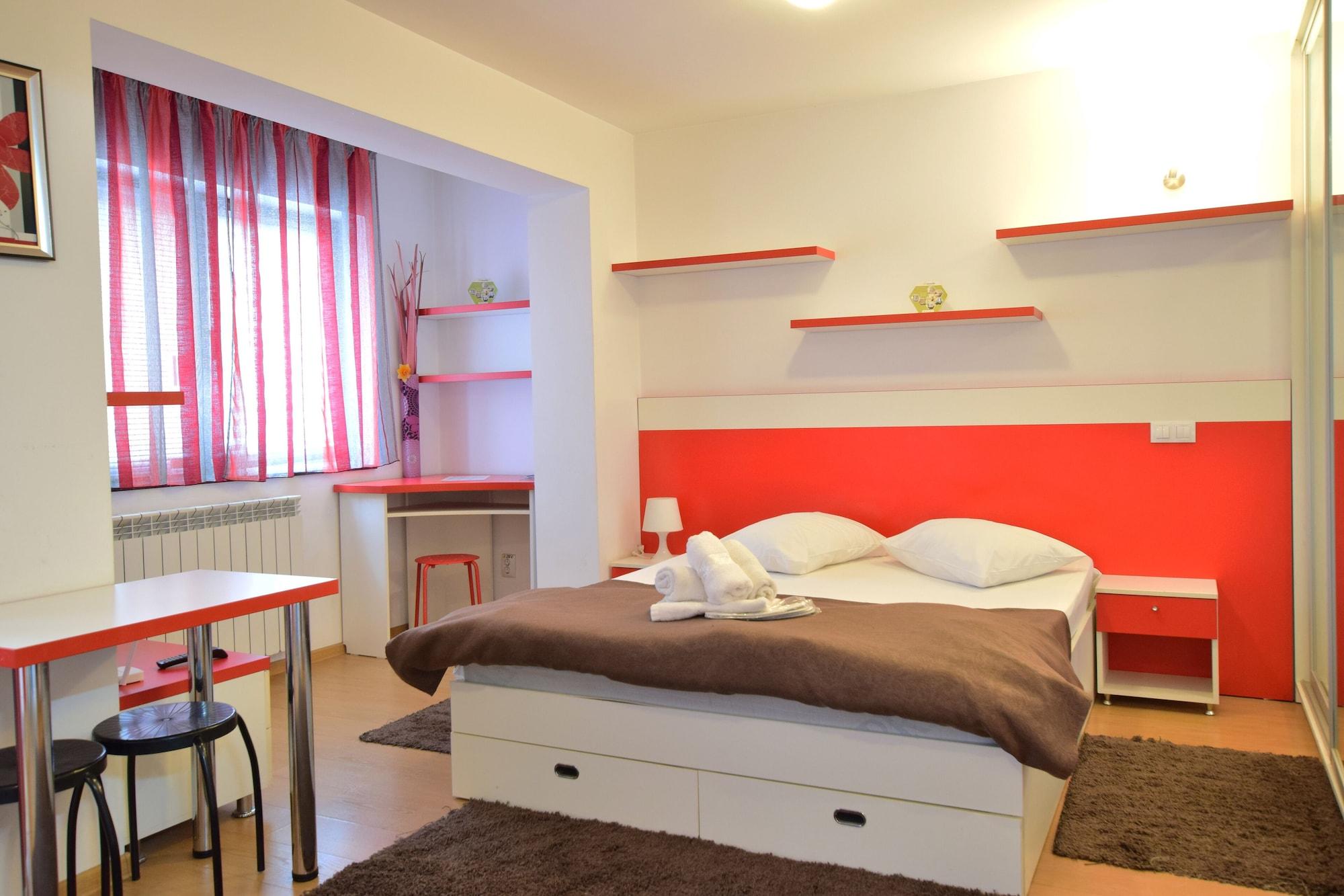 Decebal Aparthotel 3*