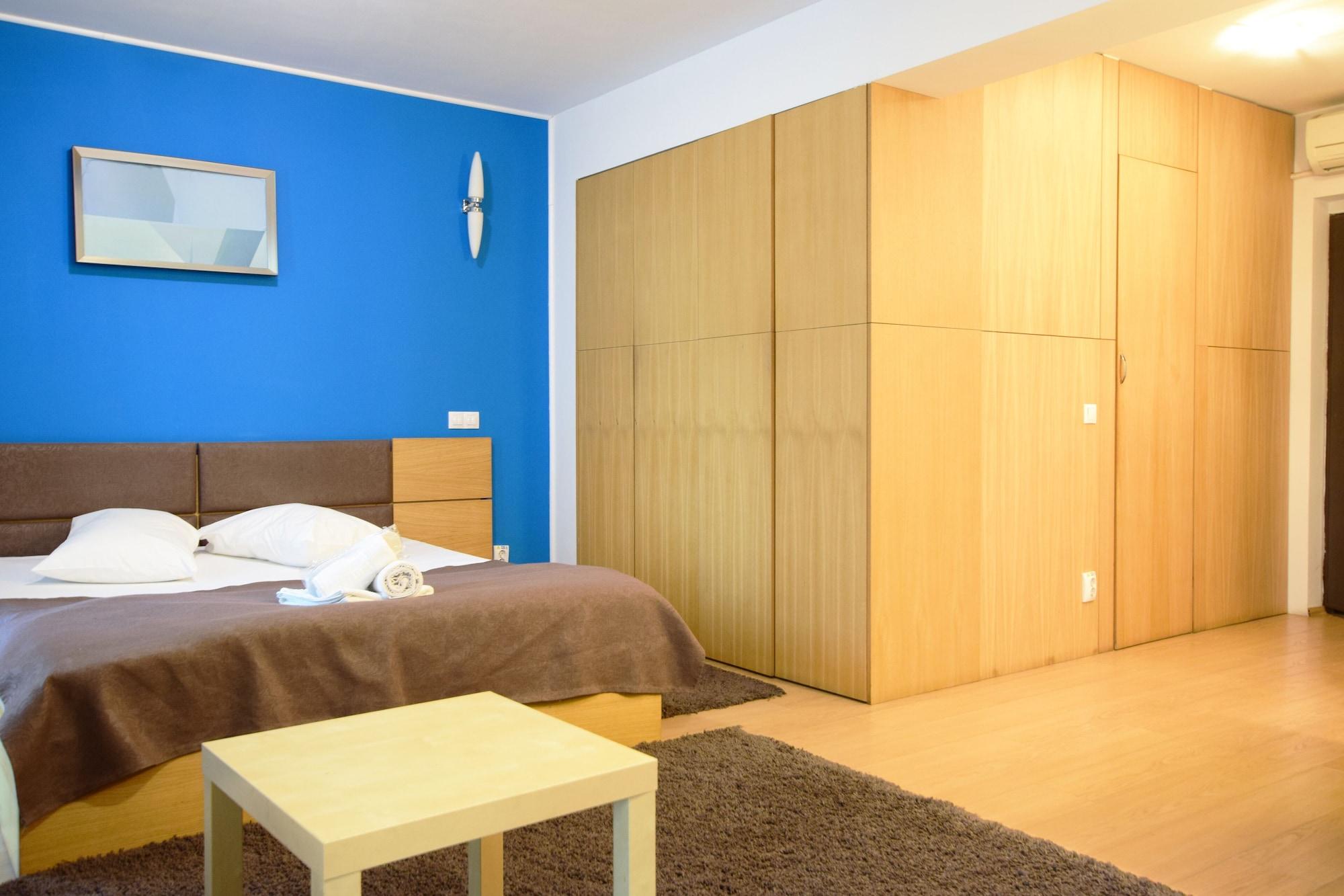 Decebal Aparthotel