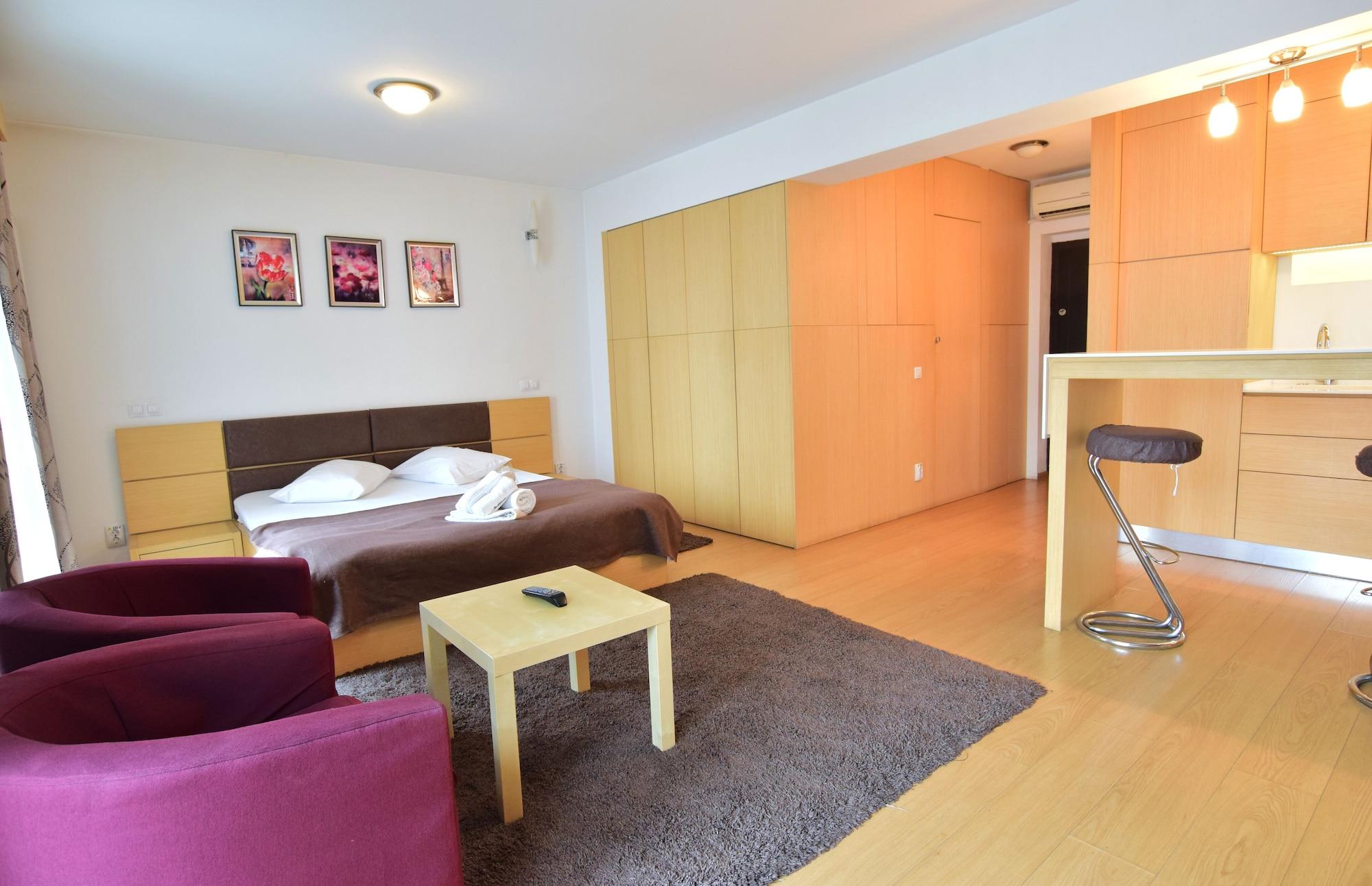Decebal Aparthotel